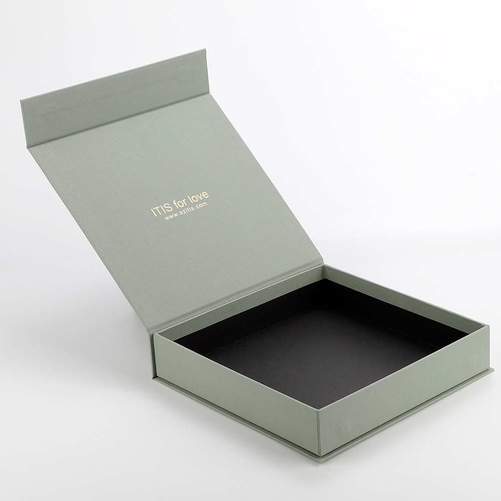 Custom Luxury Bespoke Cosmetic Packaging Box