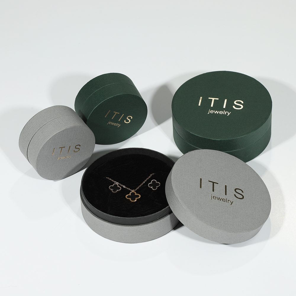 Cylinder necklace packaging box design